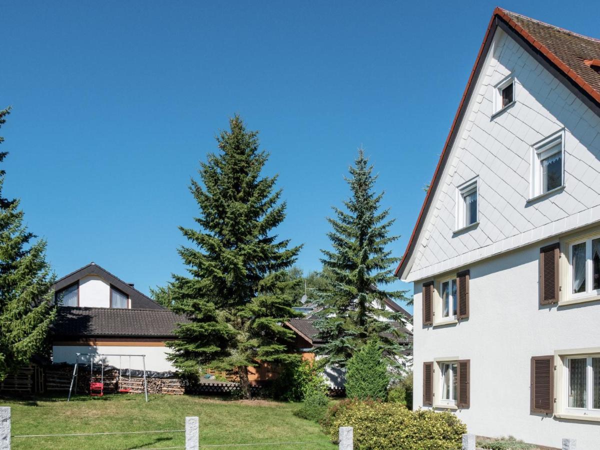 Cozy Apartment In Schwenningen With Garden Villingen-Schwenningen Luaran gambar
