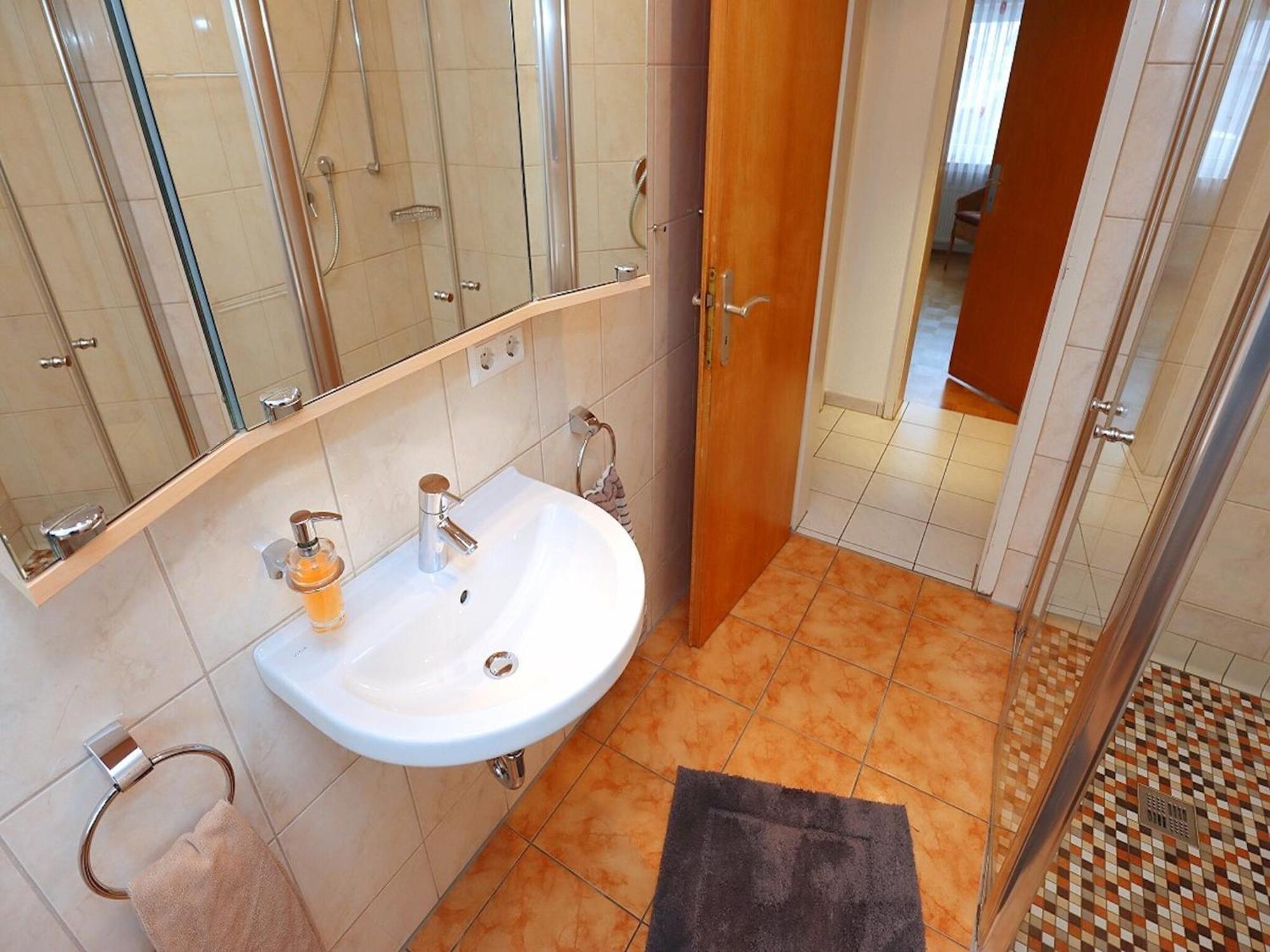 Cozy Apartment In Schwenningen With Garden Villingen-Schwenningen Luaran gambar